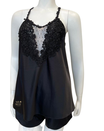 Flora Nikrooz Q81147 Black Showstopper Cami and Boyshorts Set myselflingerie.com